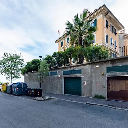 Sea View House Next To Waterfront - Happy Apartment