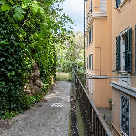 Sea View House Next To Waterfront - Happy Apartment